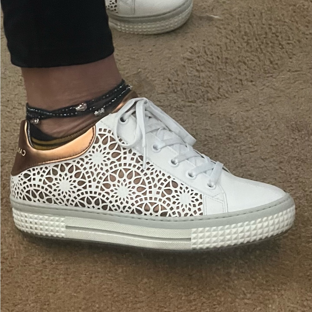 Carlo Rossetti Sneakers 💗